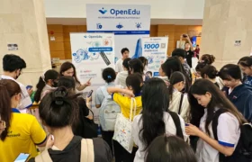 AI, tiếng Anh là công cụ để giáo viên hội nhập