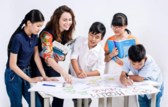 Tiếng Anh Trung Học